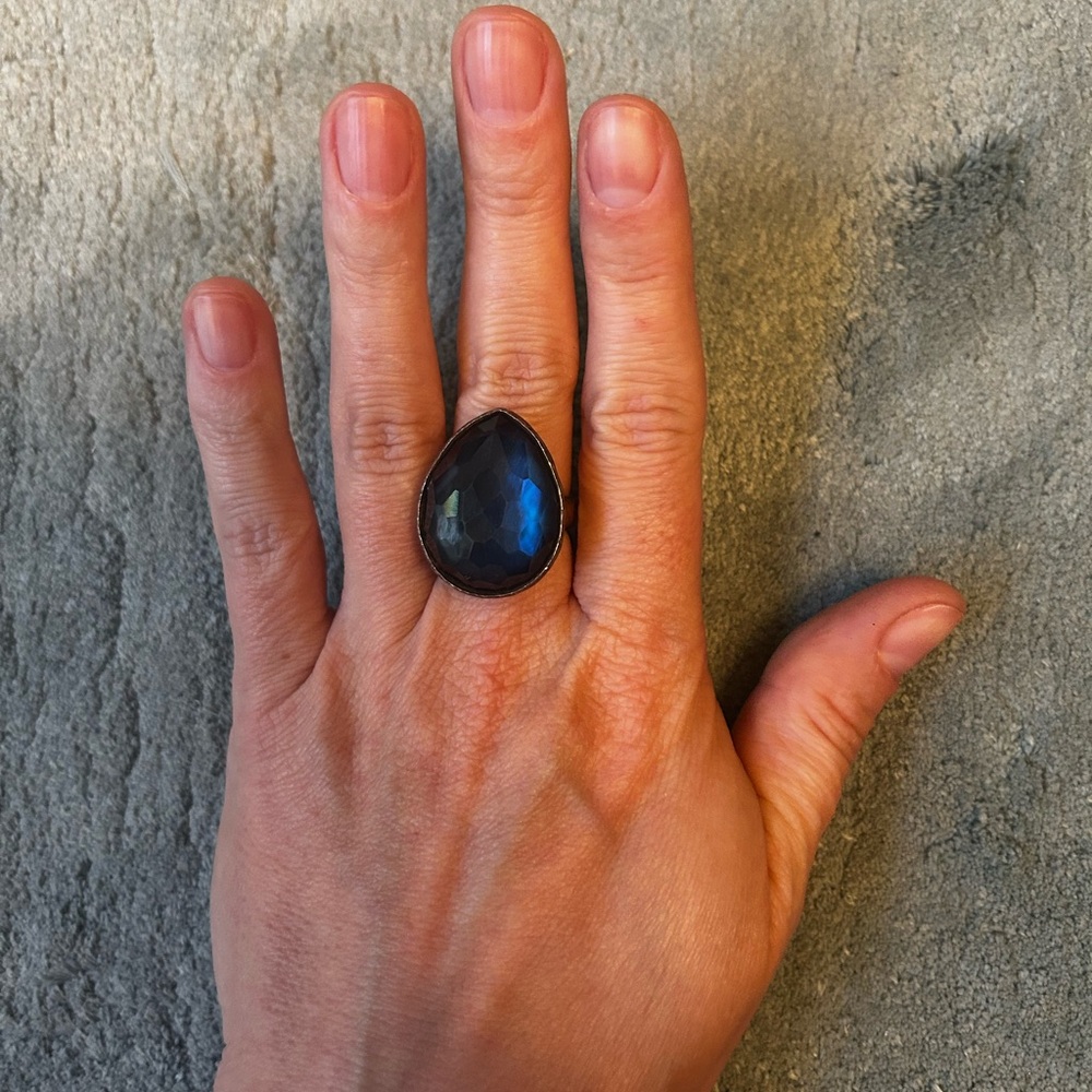 Ippolita Rock Candy Ring with Blue Topaz Gem and Hammered Silver body - Picture 3 of 11